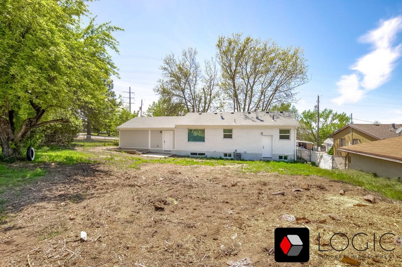 4050 Porter Ave - Photo 2 of 18