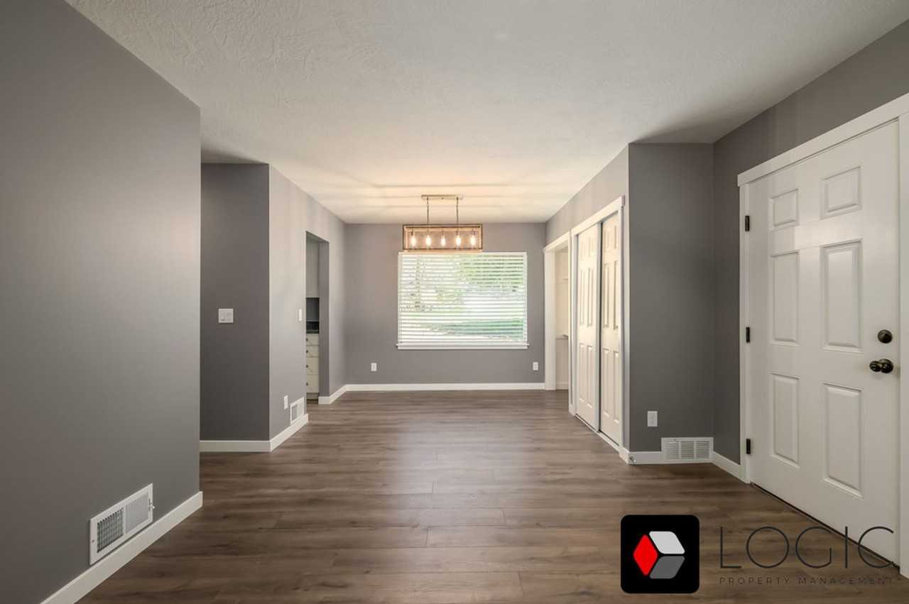 4050 Porter Ave - Photo 3 of 18