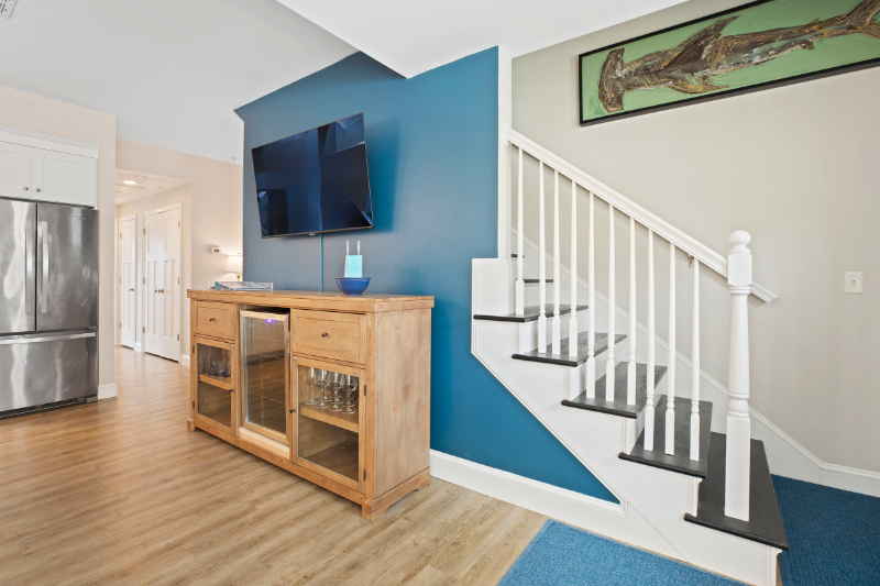 128 Ashworth Ave #313 - Photo 4 of 21