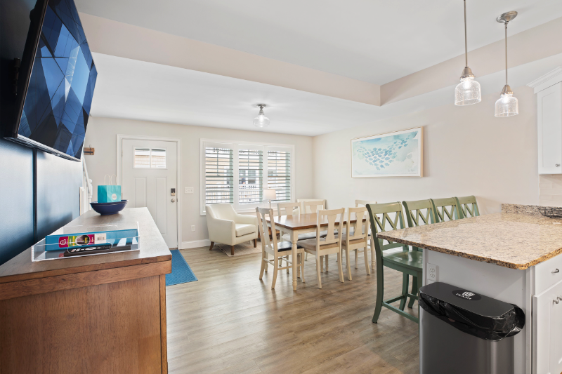 128 Ashworth Ave #313 - Photo 5 of 21
