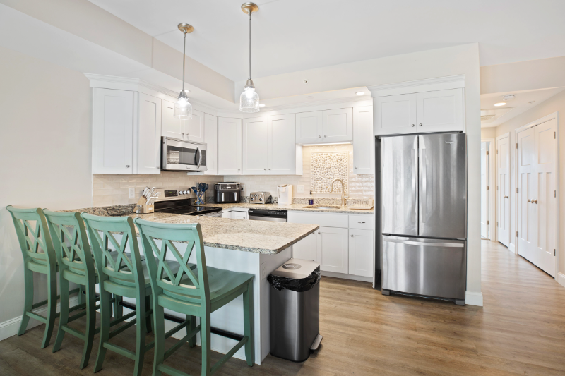 128 Ashworth Ave #313 - Photo 6 of 21