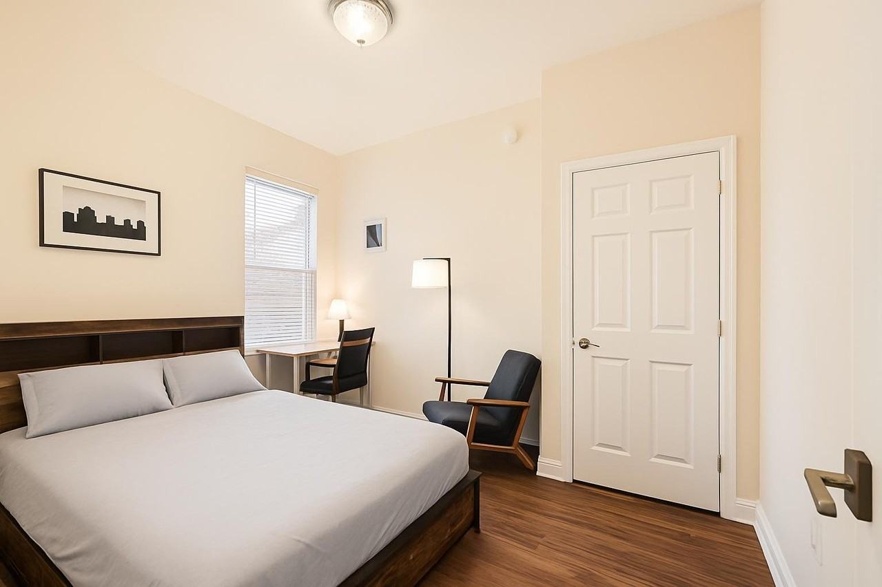205 N Luzerne Ave - Photo 3 of 8