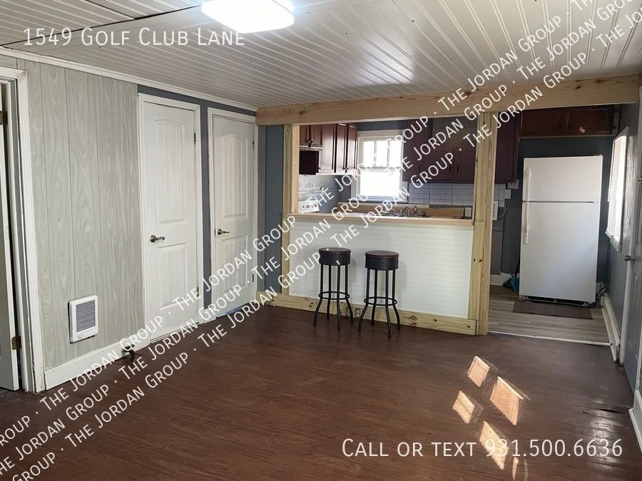 1549 Golf Club Ln - Photo 5 of 10