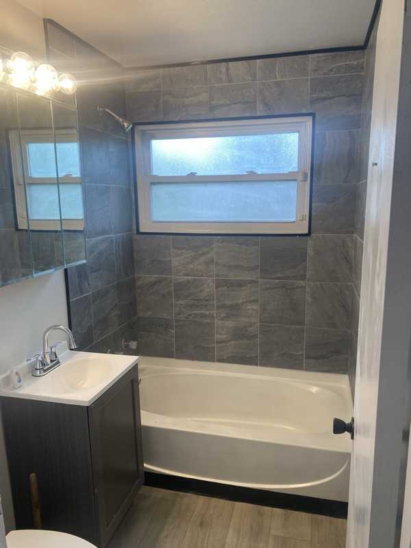 5129 E 10th Ave - Photo 2 of 14