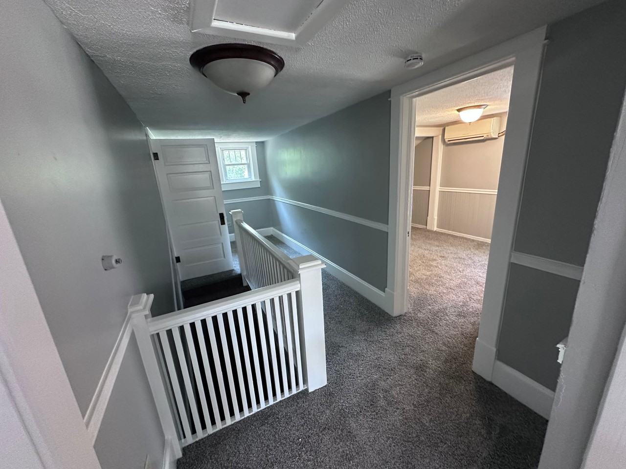 431 Crockett St - Photo 6 of 9