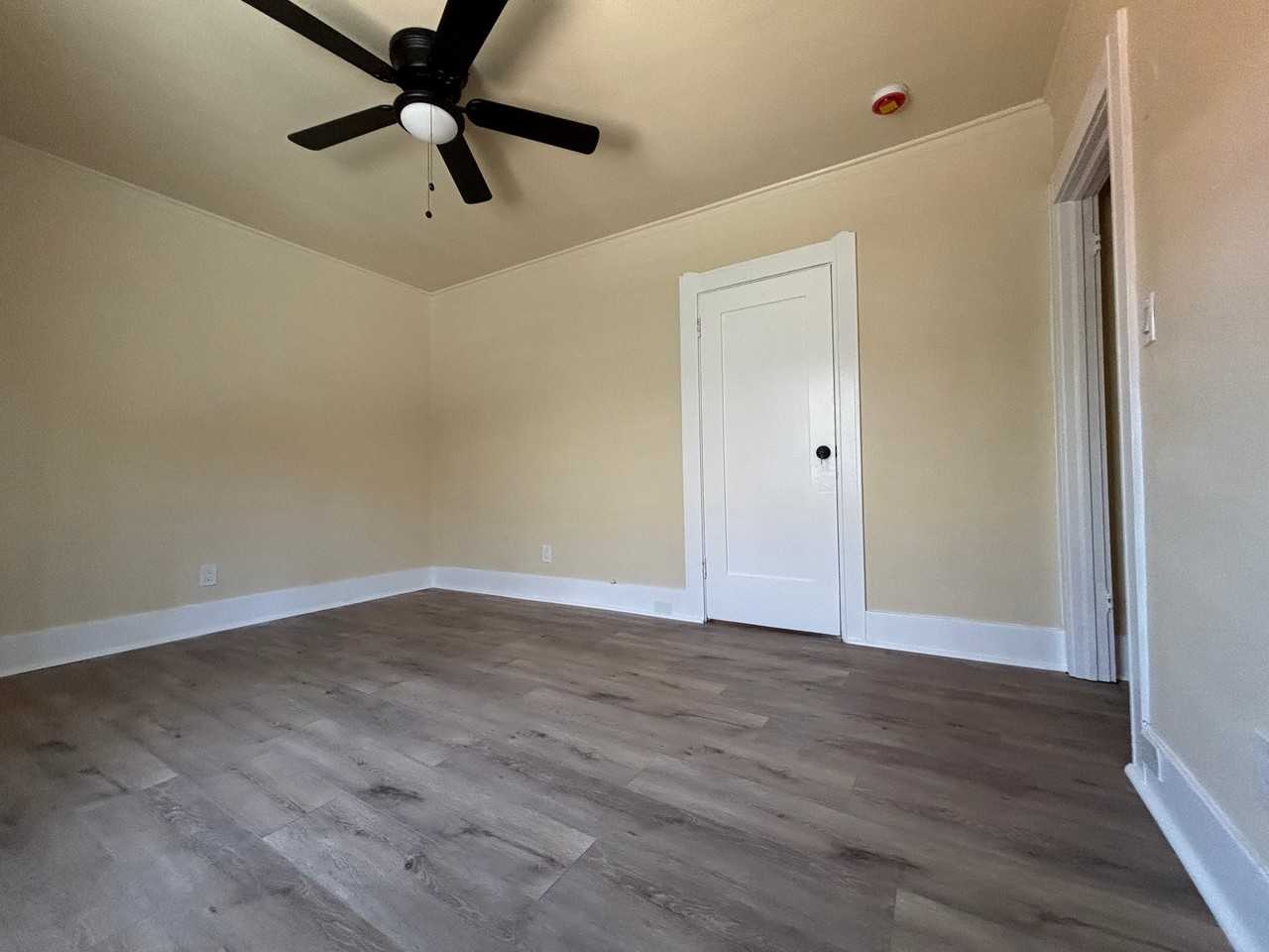 5306 Cimarron St - Photo 3 of 5