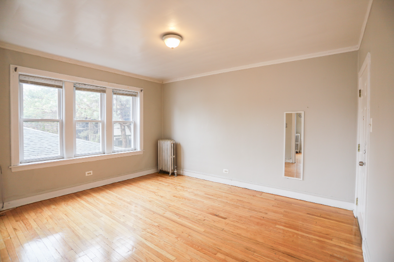4524 N Damen Ave #2 - Photo 2 of 7