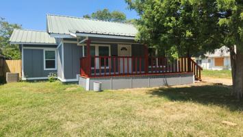 featured image of 1317 S Osage Ave