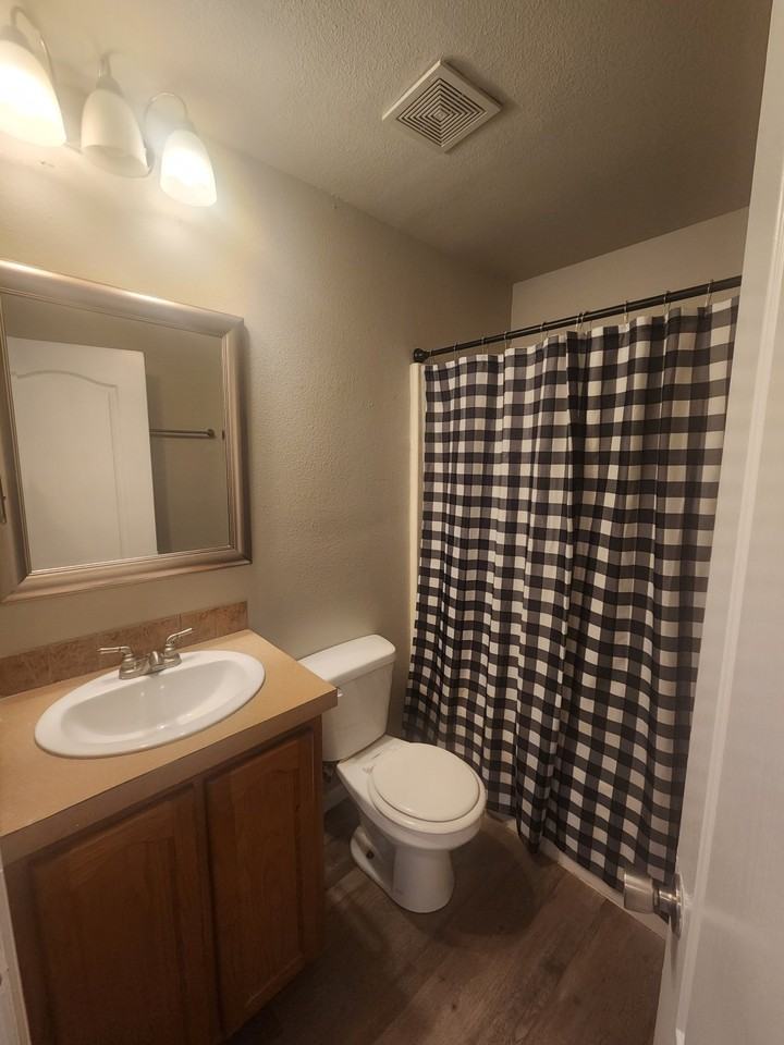 114 N Wildhorse St #116 - Photo 5 of 8