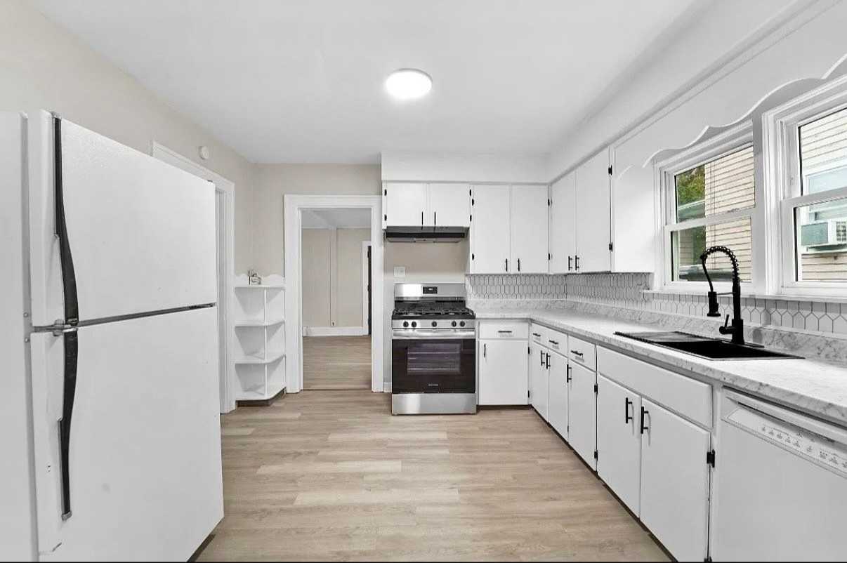 108 Robble Ave #1 - Photo 3 of 13