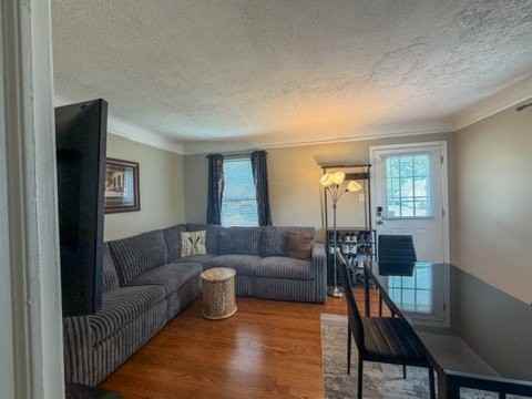 2505 Bonner St - Photo 5 of 20