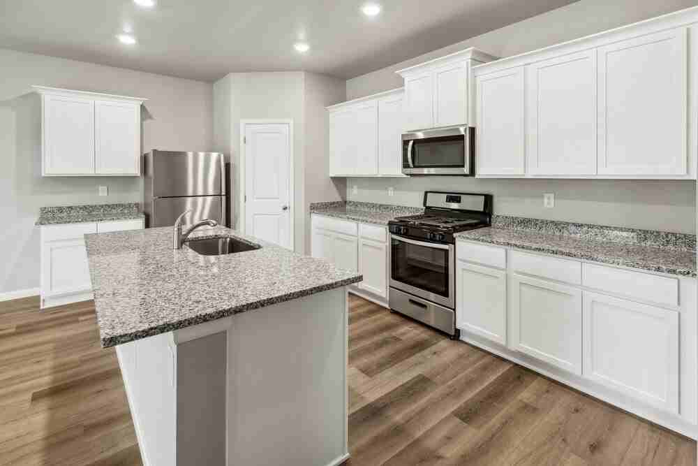 953 Gianna Ave - Photo 6 of 18