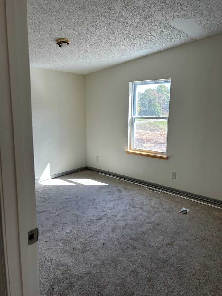 12 Peerless Ln #A - Photo 3 of 10