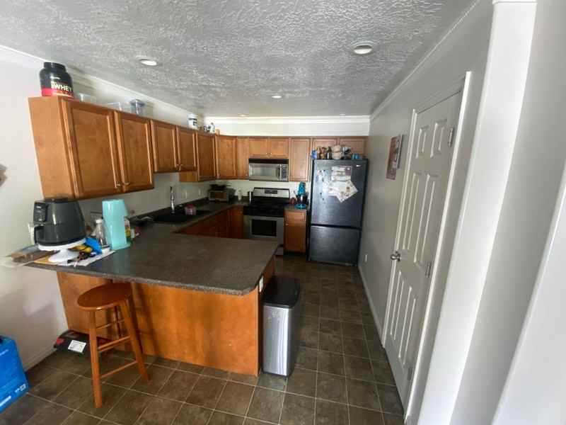 1145 Se #1 - Photo 2 of 10