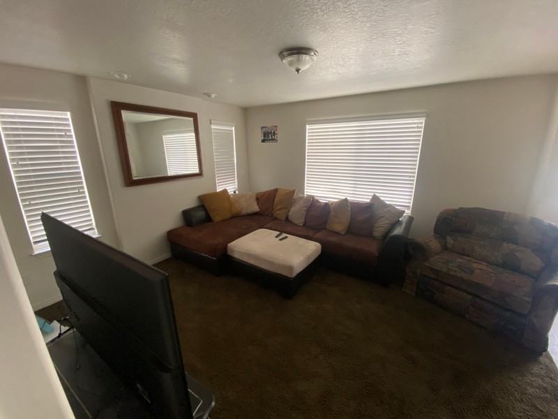 1145 Se #1 - Photo 6 of 10