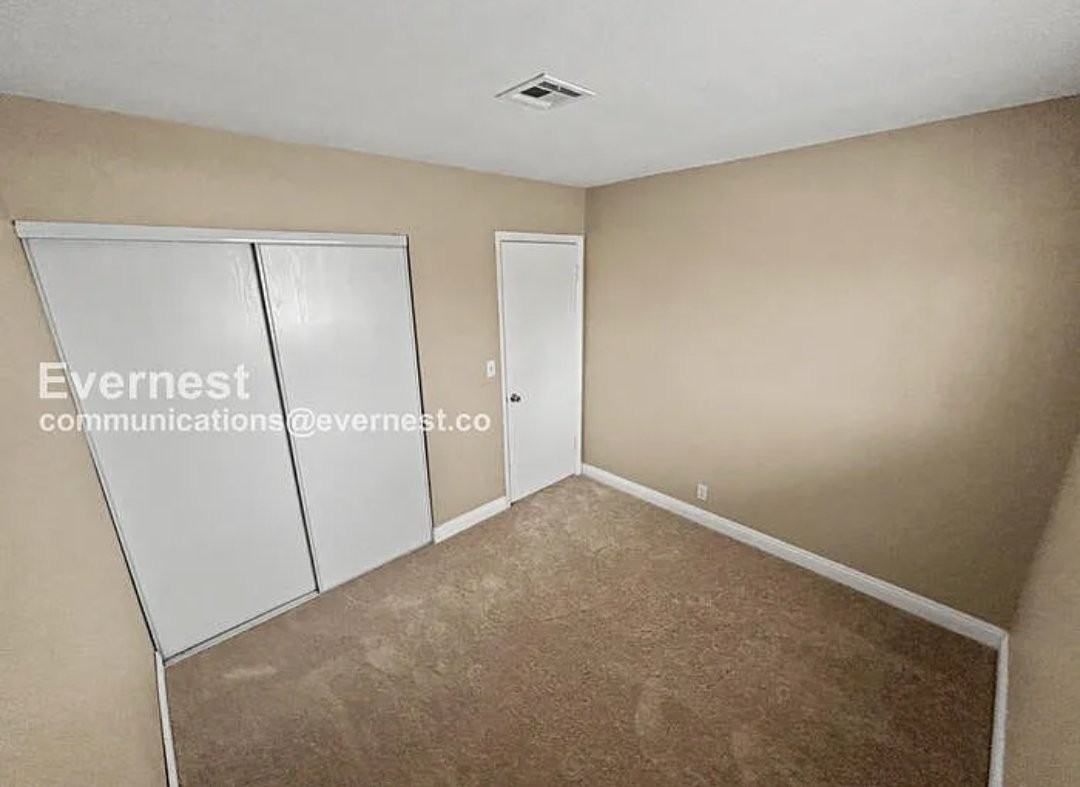 6232 Carl Ave - Photo 4 of 19