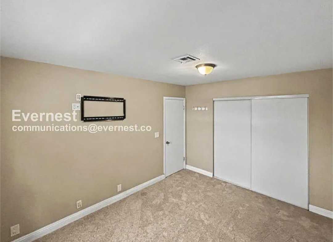 6232 Carl Ave - Photo 5 of 19