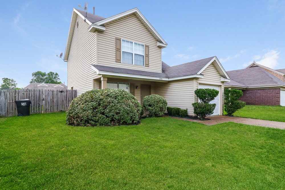 4551 Blue River Dr - Photo 3 of 25