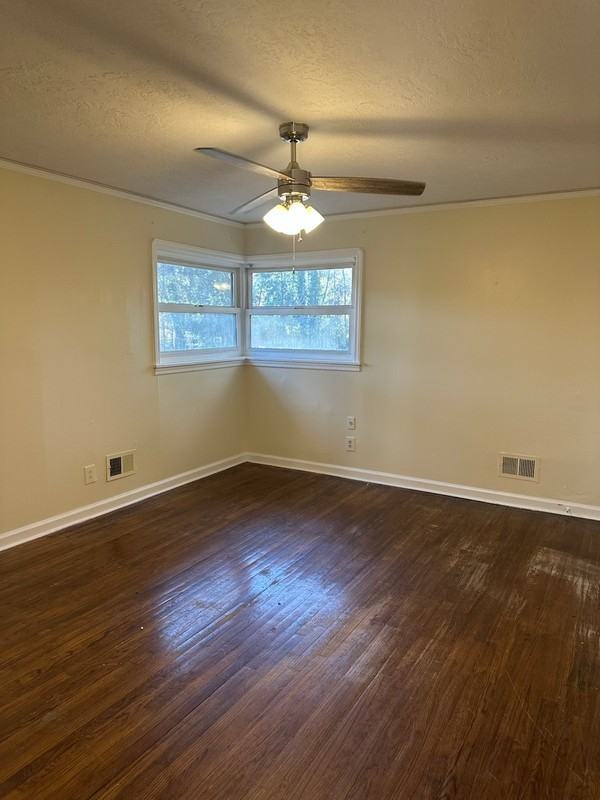 204 Pineview Dr - Photo 6 of 16