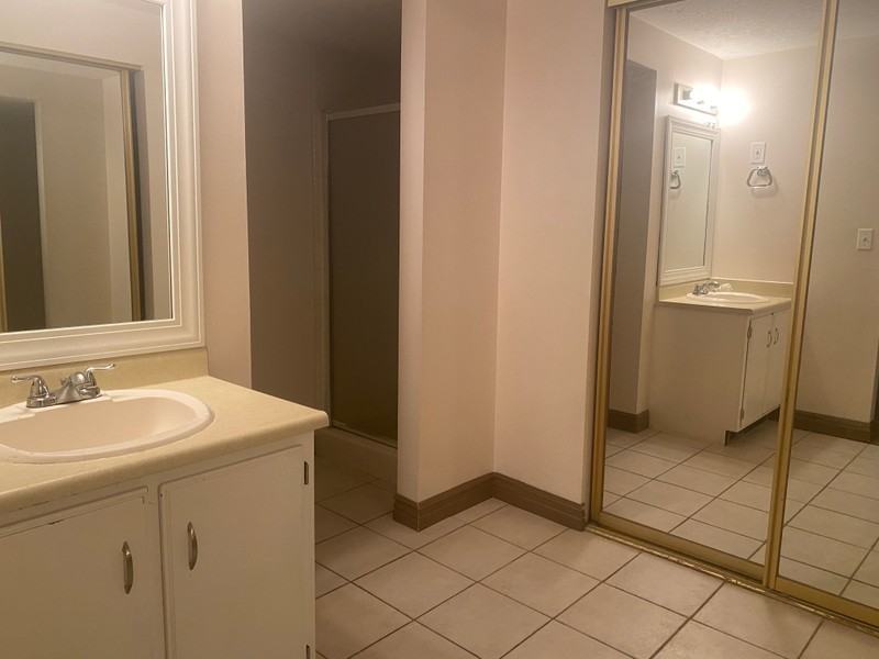 1193 E Cottonwood Hills Dr #2 - Photo 2 of 13