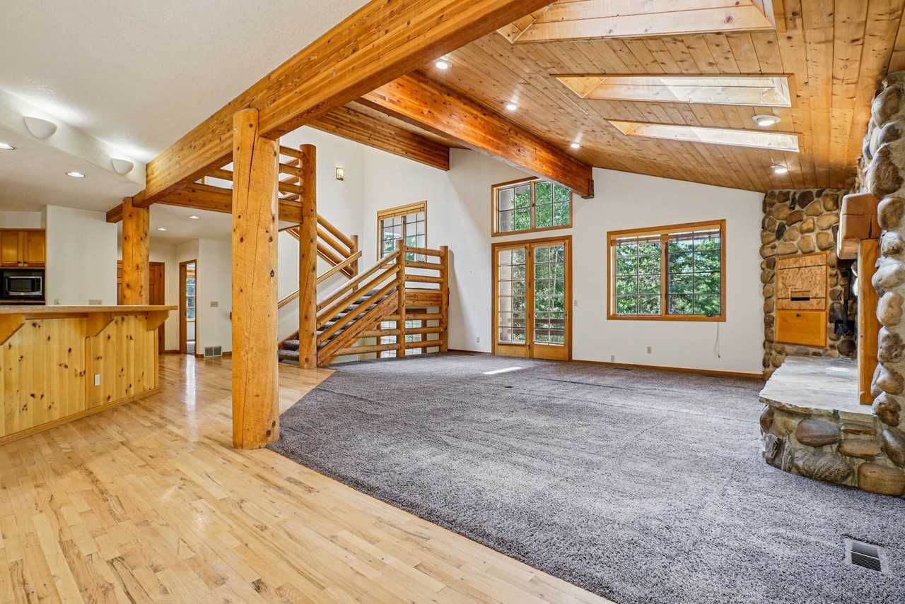 3383 Big Spruce Way - Photo 5 of 38