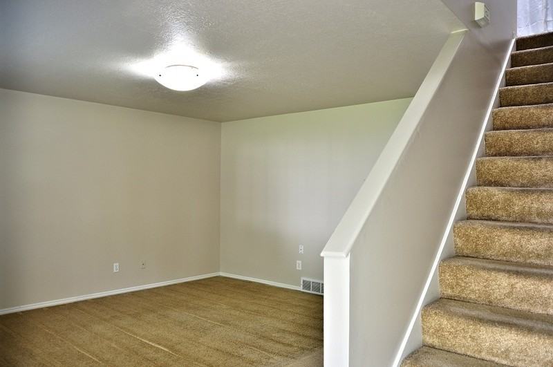 926 E Ave - Photo 2 of 20