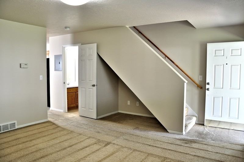 926 E Ave - Photo 3 of 20