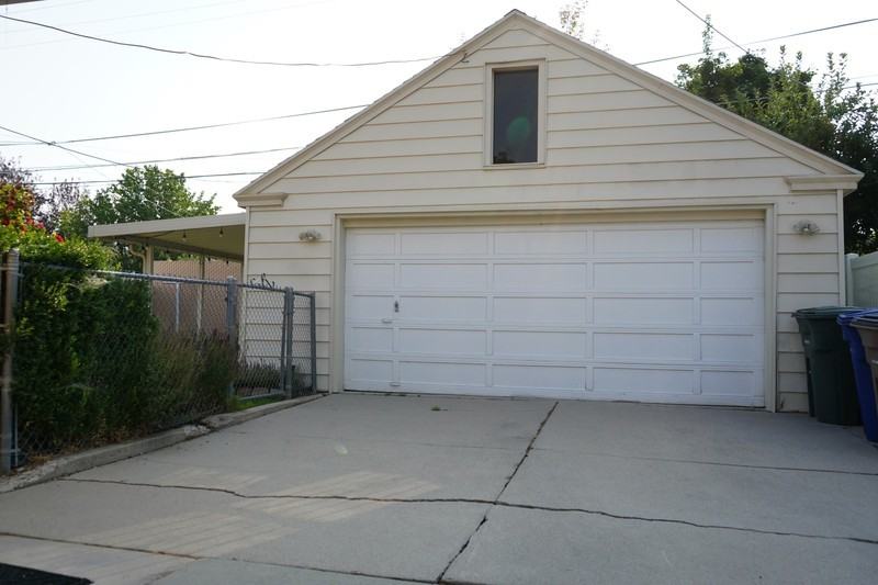 2683 S Glenmare St - Photo 4 of 11