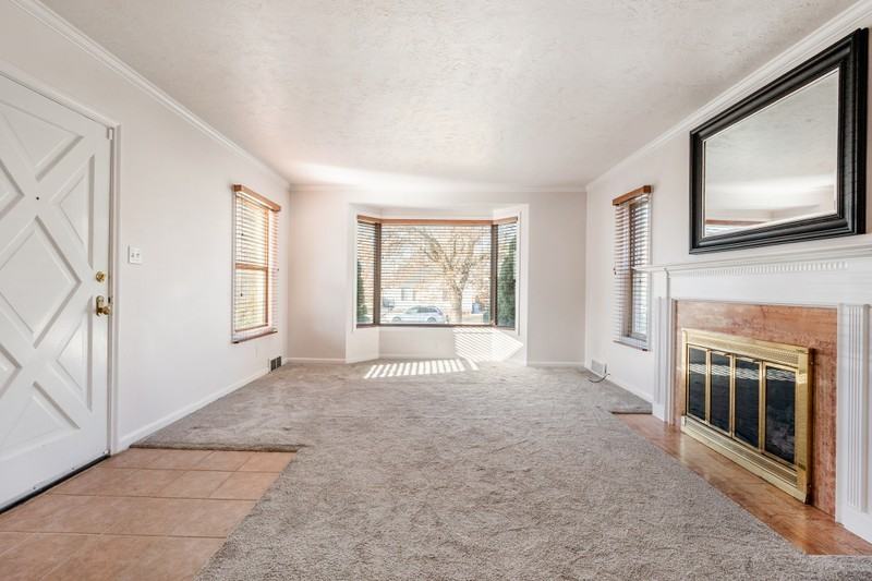 2683 S Glenmare St - Photo 6 of 11