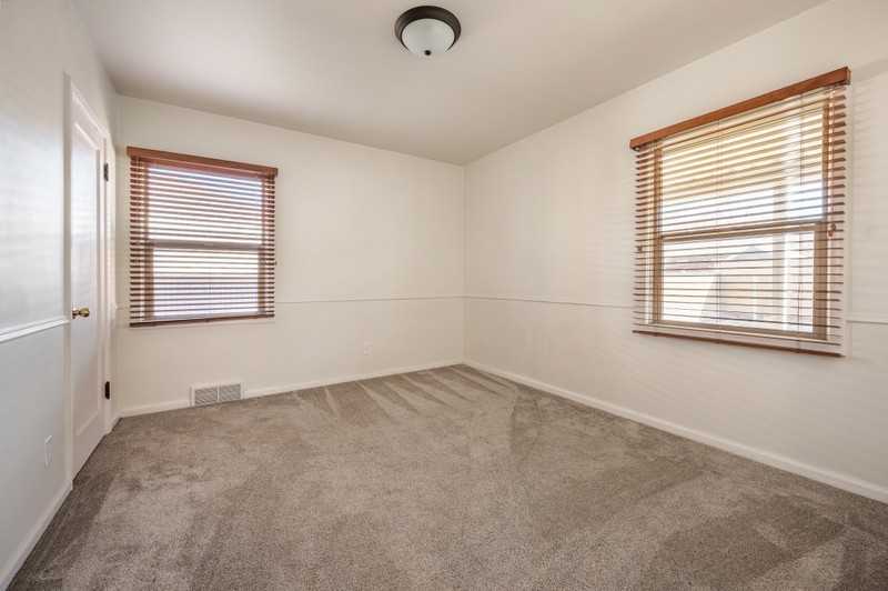 2683 S Glenmare St - Photo 7 of 11