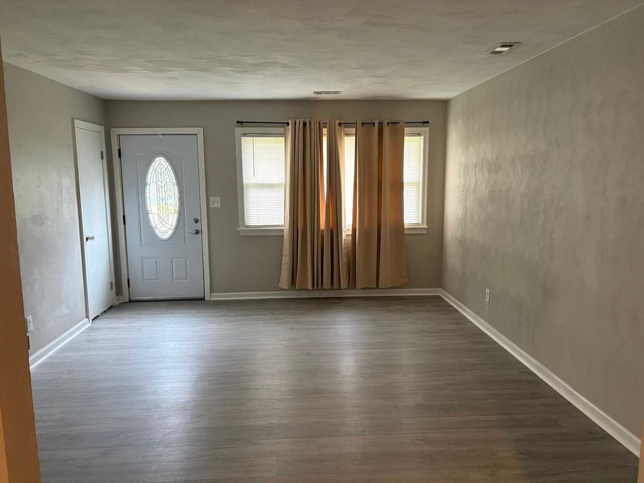 5211 Norvella Ave - Photo 7 of 13