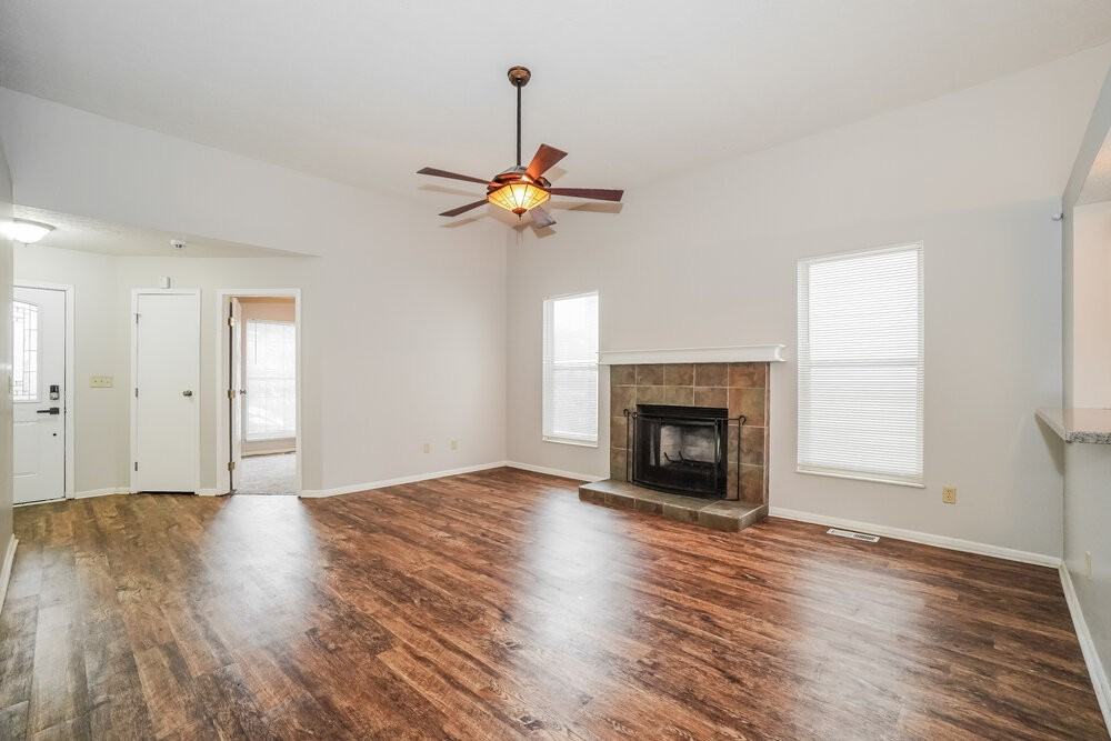 1270 Pinnacle Dr - Photo 6 of 15