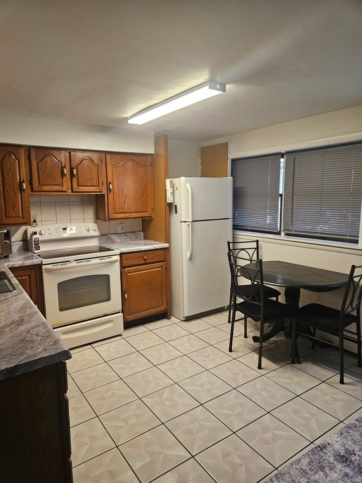 118 Brandy Ln - Photo 3 of 8