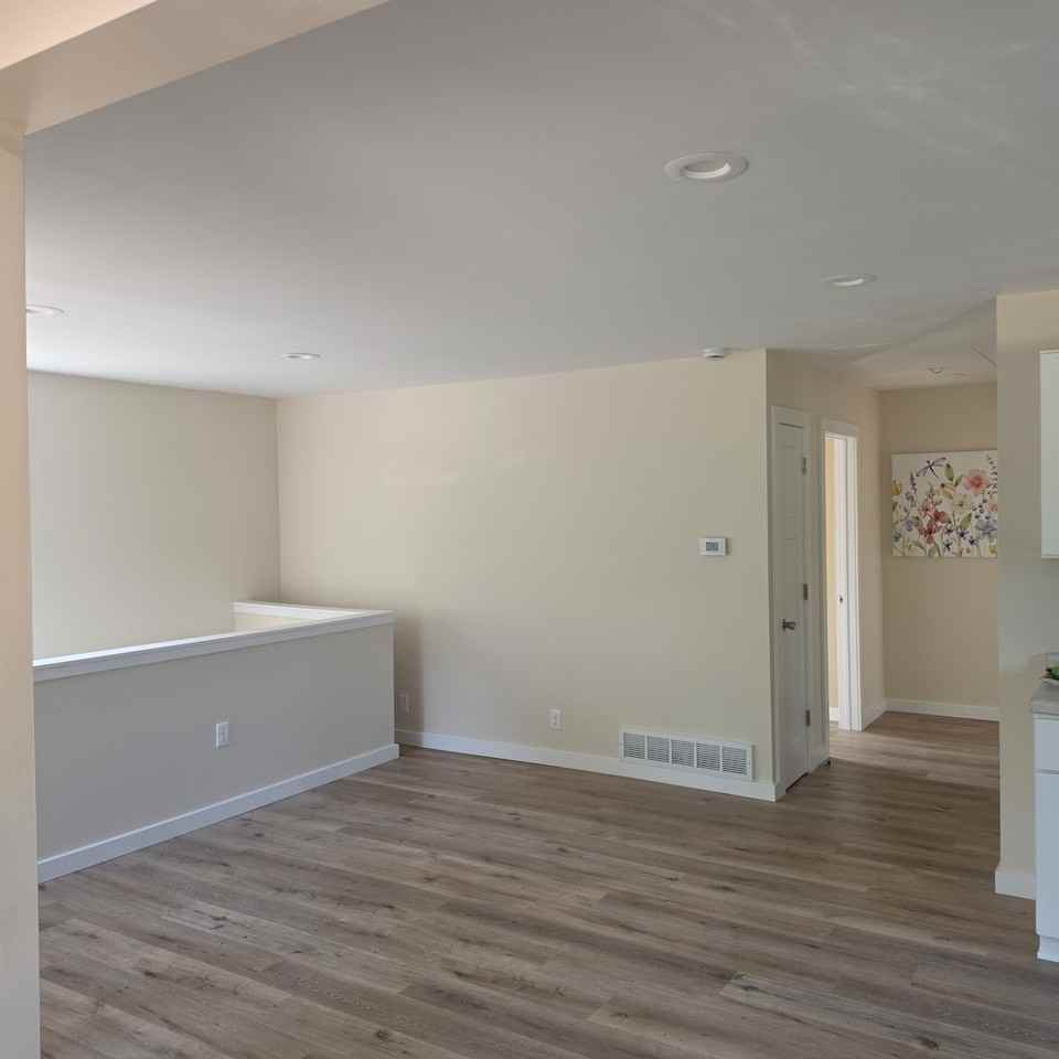 4231 S Johnson Rd - Photo 5 of 13
