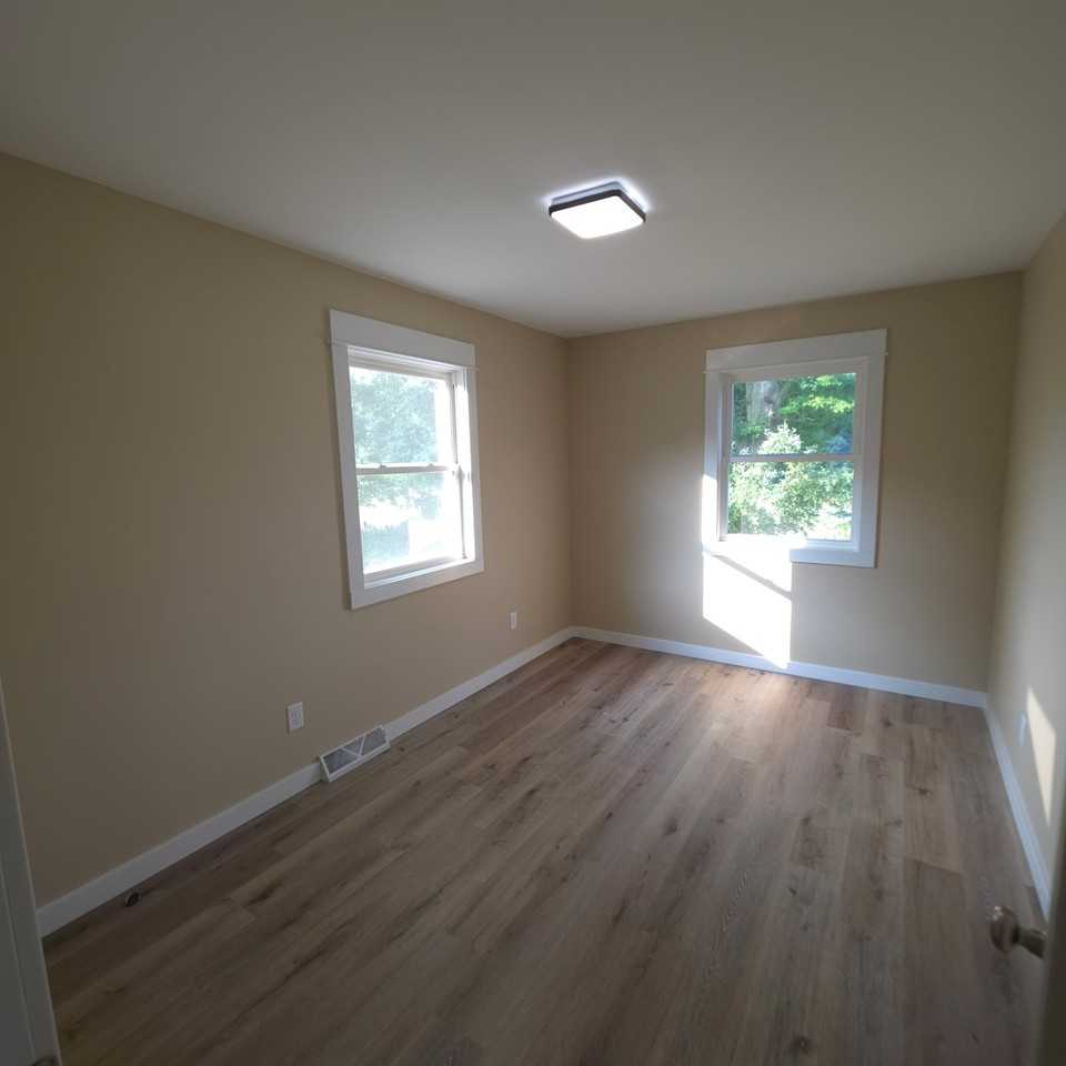 4231 S Johnson Rd - Photo 7 of 13