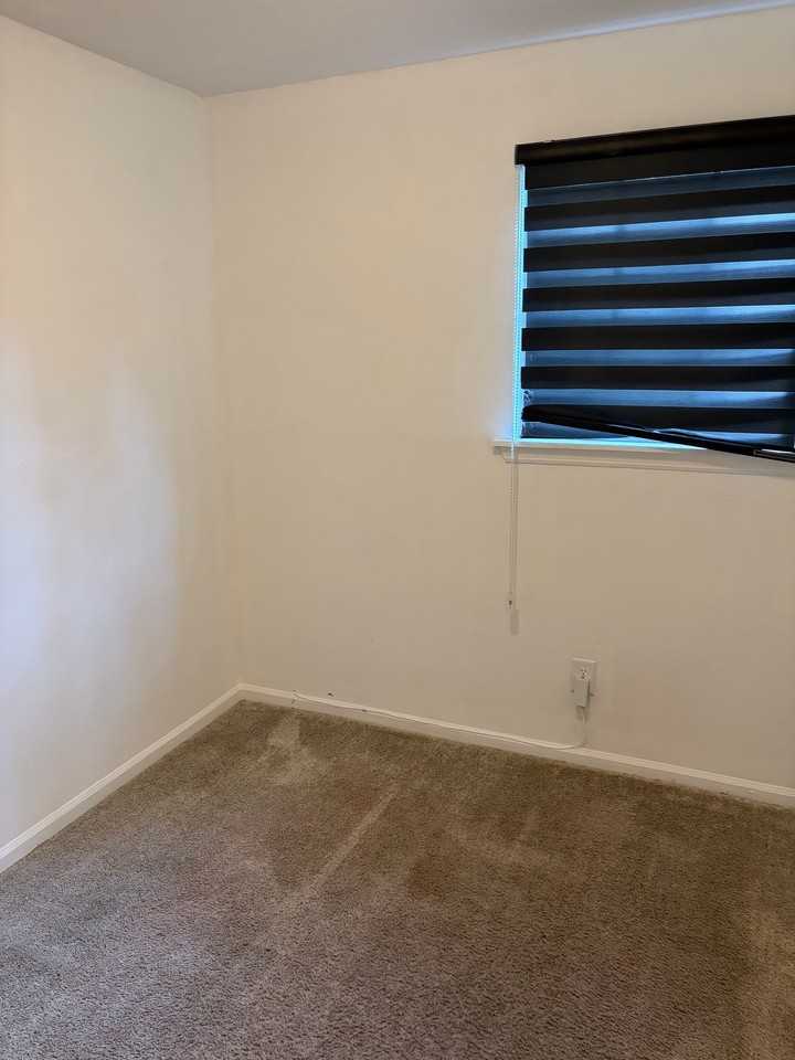 5257 Goldmar Dr - Photo 2 of 9