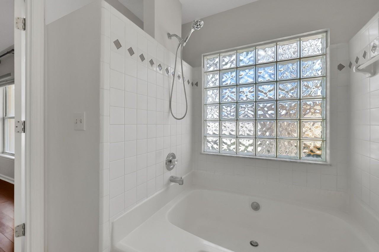 4795 Wandering Pines Trl S - Photo 7 of 36