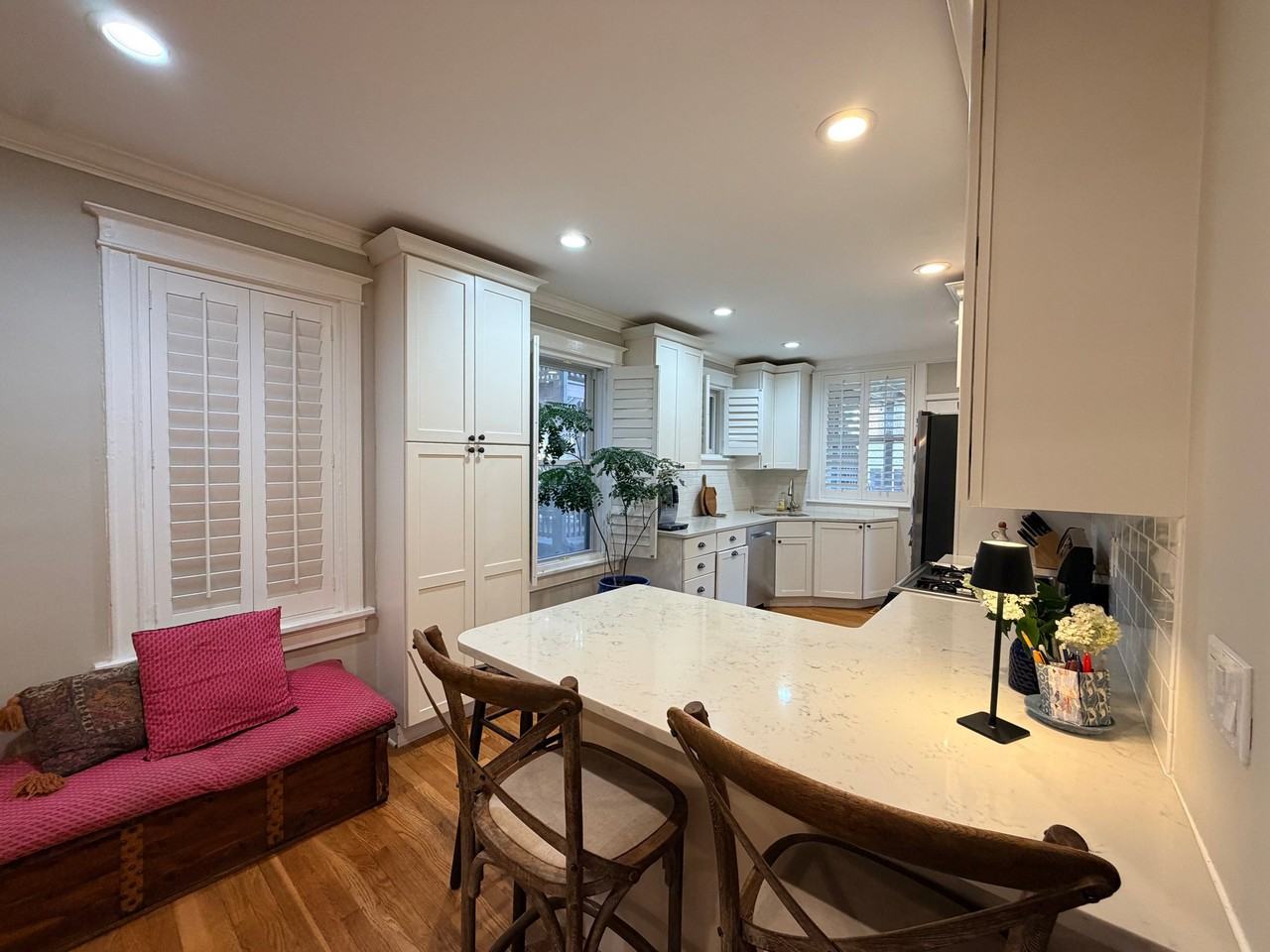 6330 S Rosebury Ave - Photo 7 of 13