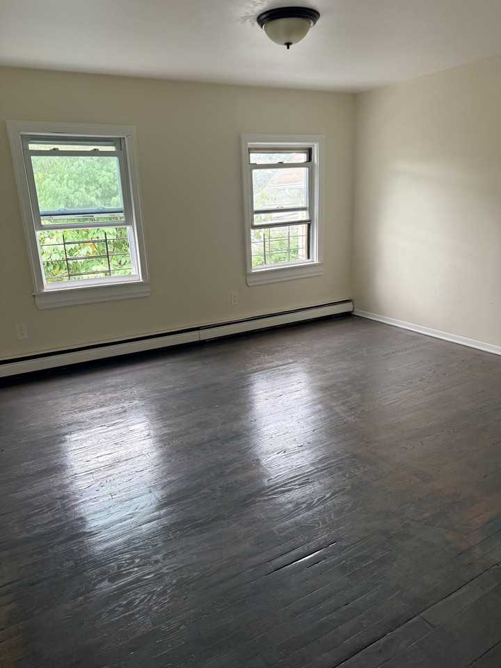 383 Cary Ave #2 - Photo 6 of 6