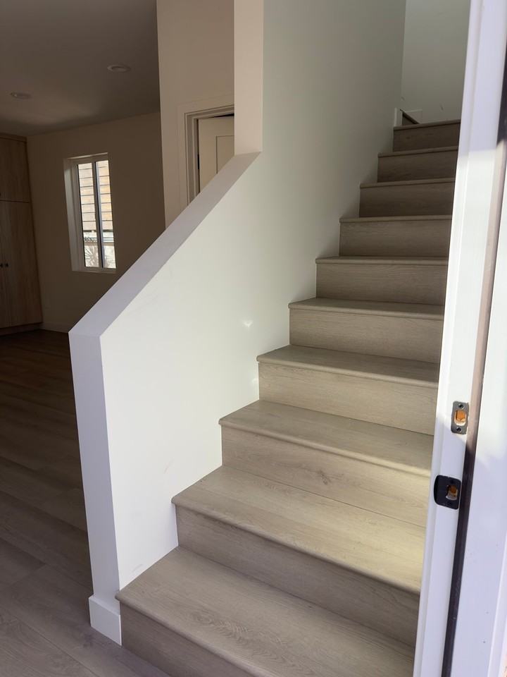 1153 Alameda Ave #C - Photo 4 of 11