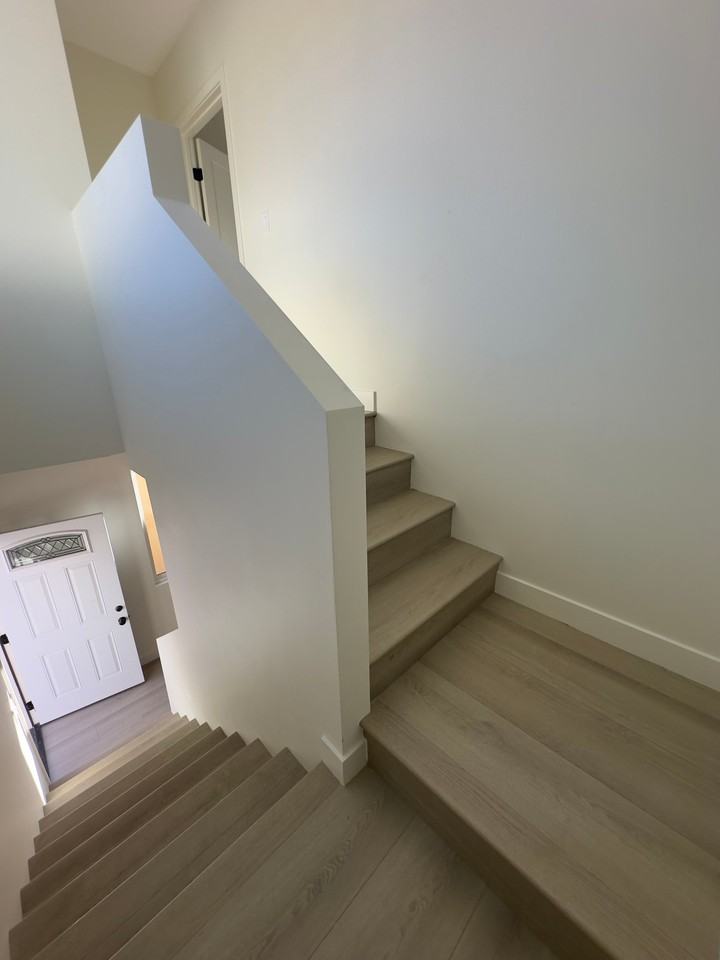 1153 Alameda Ave #C - Photo 5 of 11