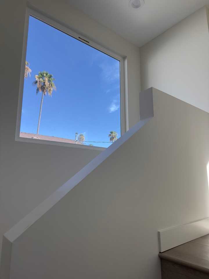 1153 Alameda Ave #C - Photo 6 of 11