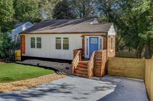 featured image of 573 Commercial Ave Nw