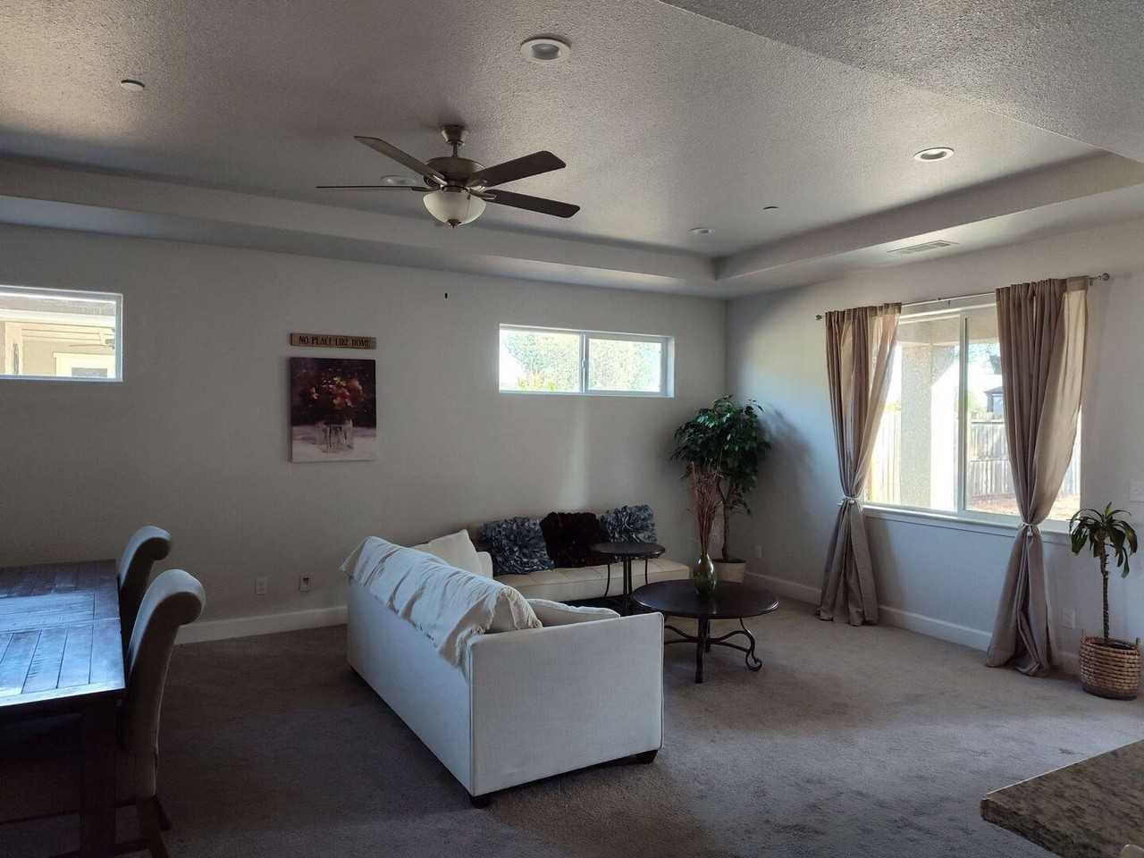 1177 Bingham Dr - Photo 4 of 11