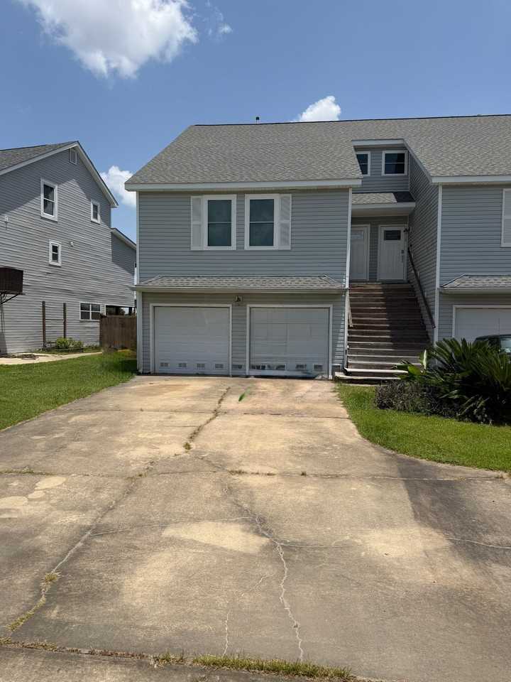112 Northshore Cir #A - Photo 2 of 18
