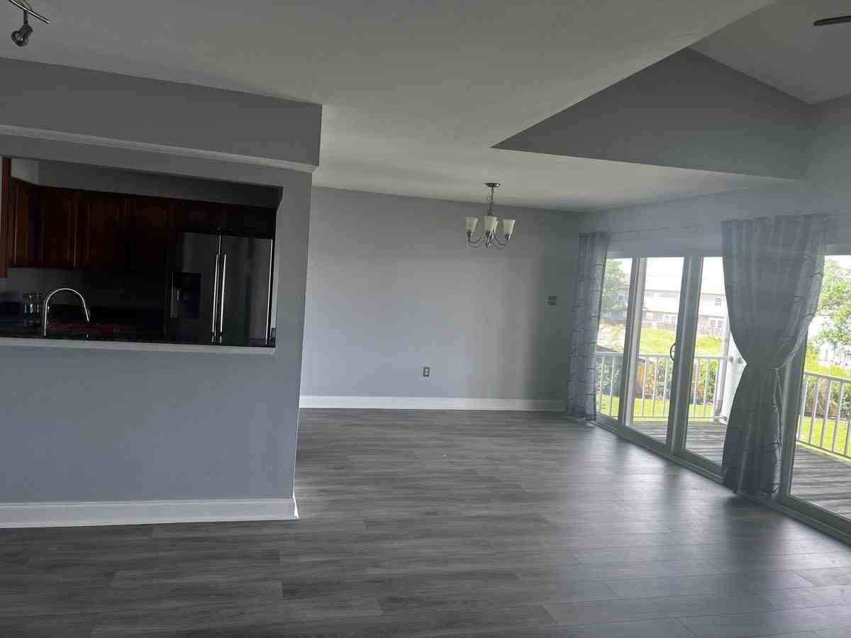 112 Northshore Cir #A - Photo 3 of 18