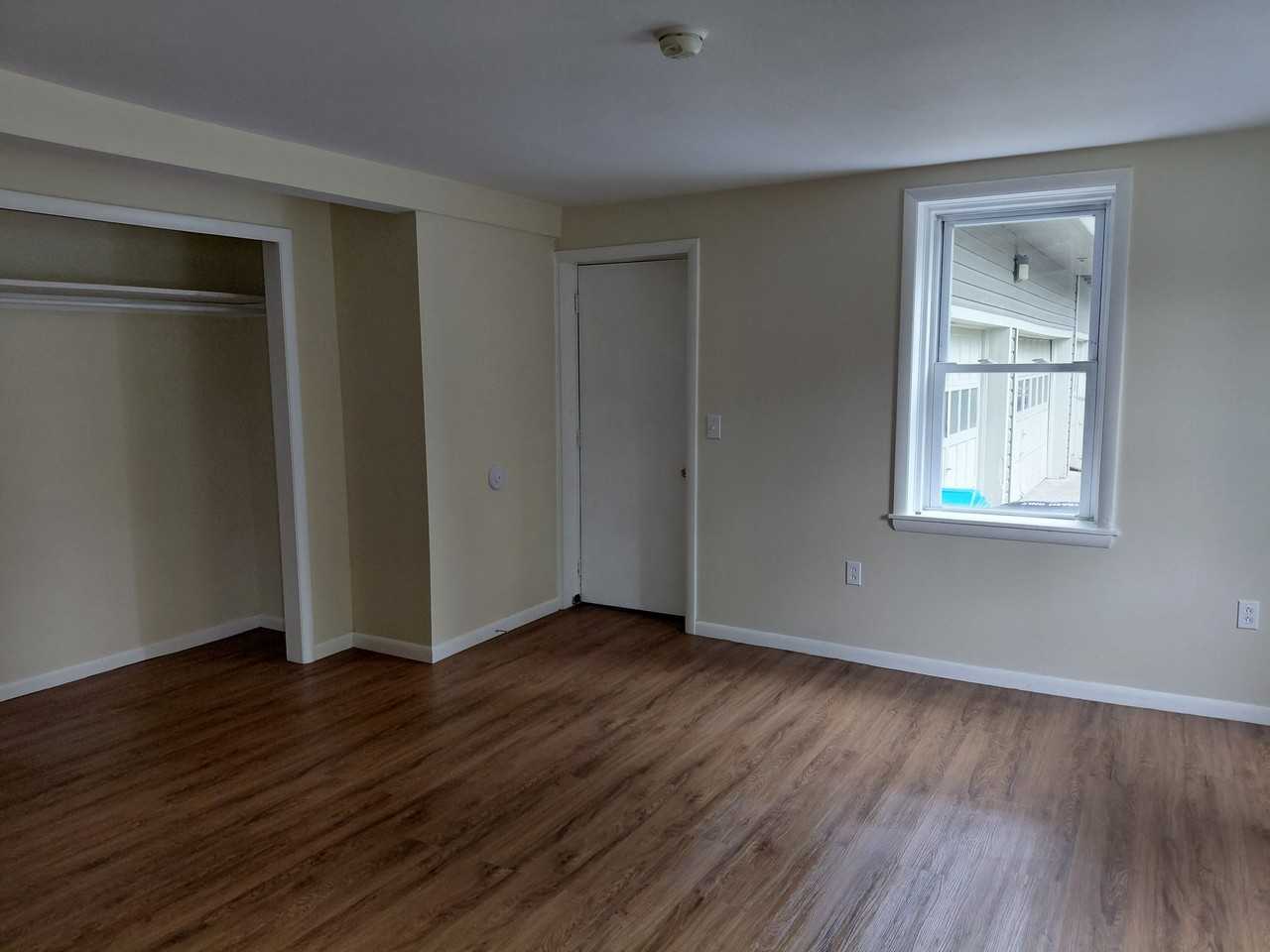 16 W Main St #1 - Photo 5 of 8