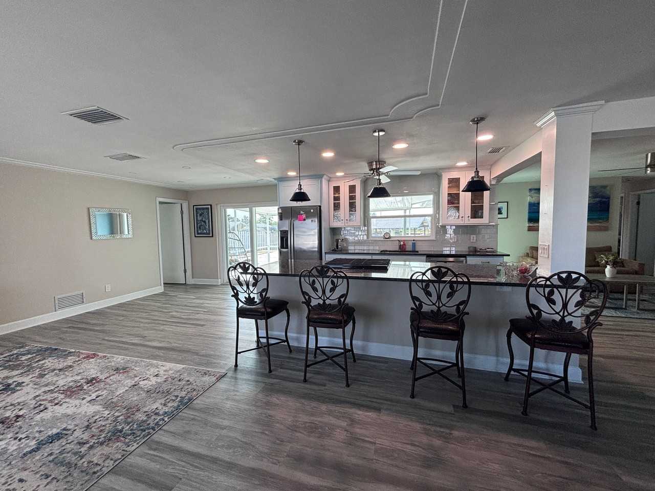 1550 Mars St - Photo 5 of 20