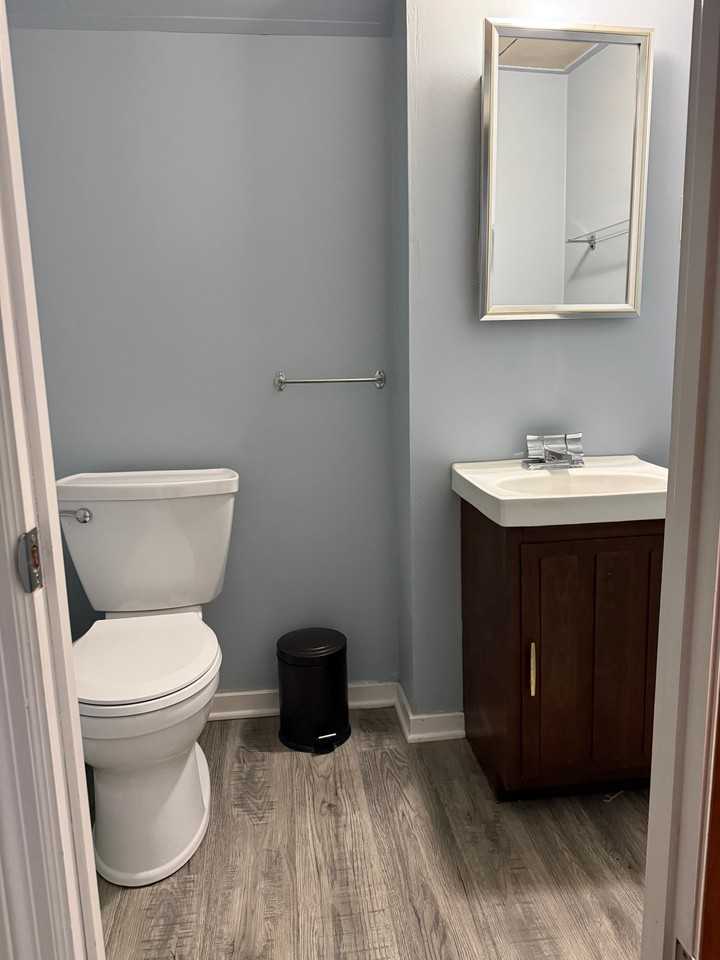 2137 Wespark Ave - Photo 4 of 19