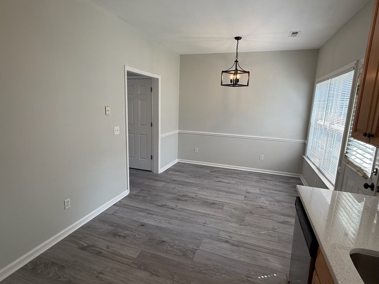 257 Dairy Rd - Photo 3 of 16